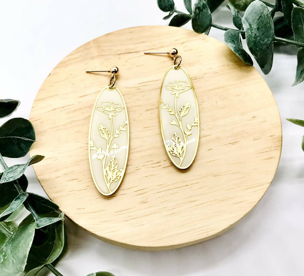 Oval Flower Dangle - Cream and Gold
