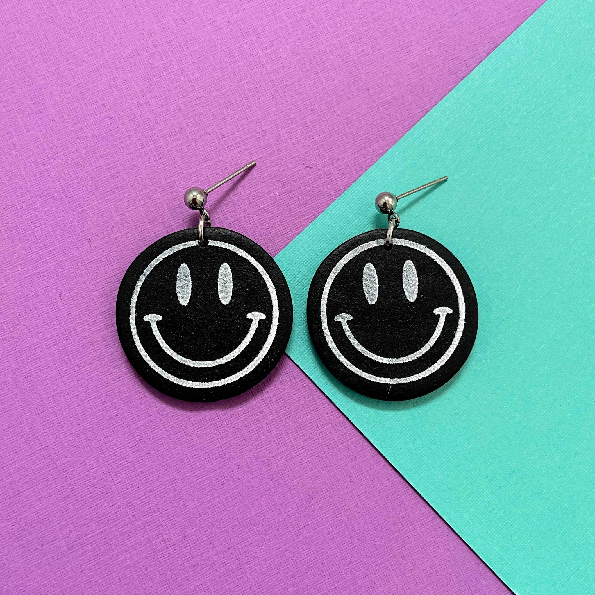 Happy Face Dangle Earrings - Shop Motif