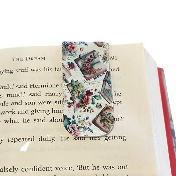 Magnetic Bookmark Set - books