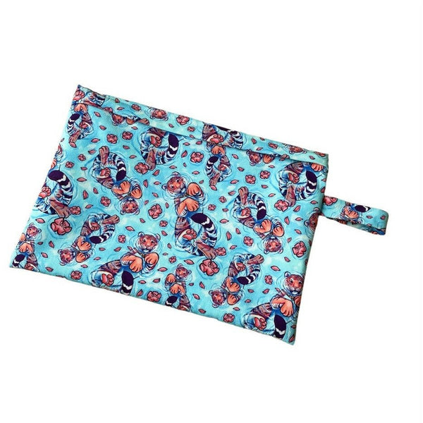 Medium Tiger Wet Bag - Shop Motif