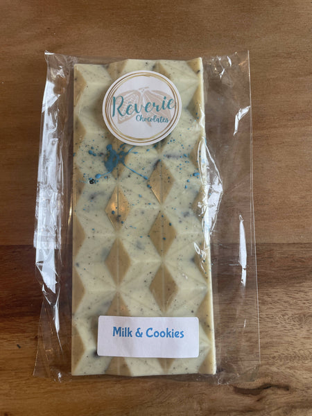 Milk and cookies bar