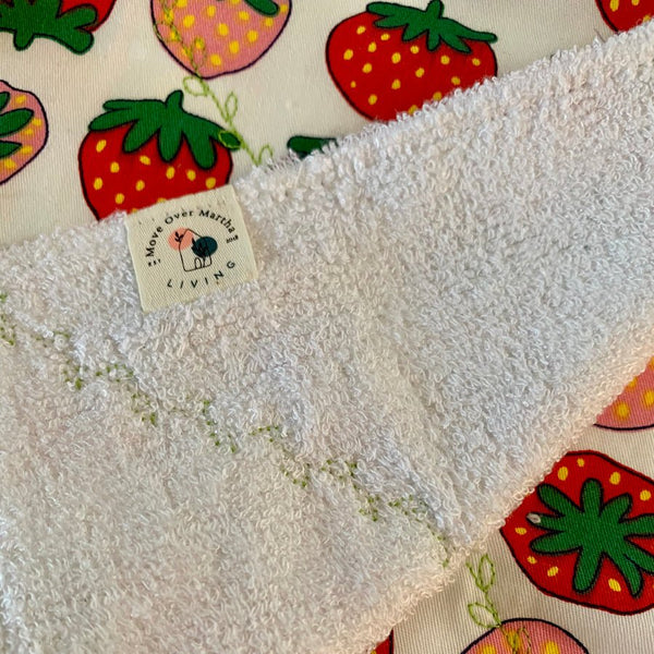 Strawberry 2 Ply Towel Set